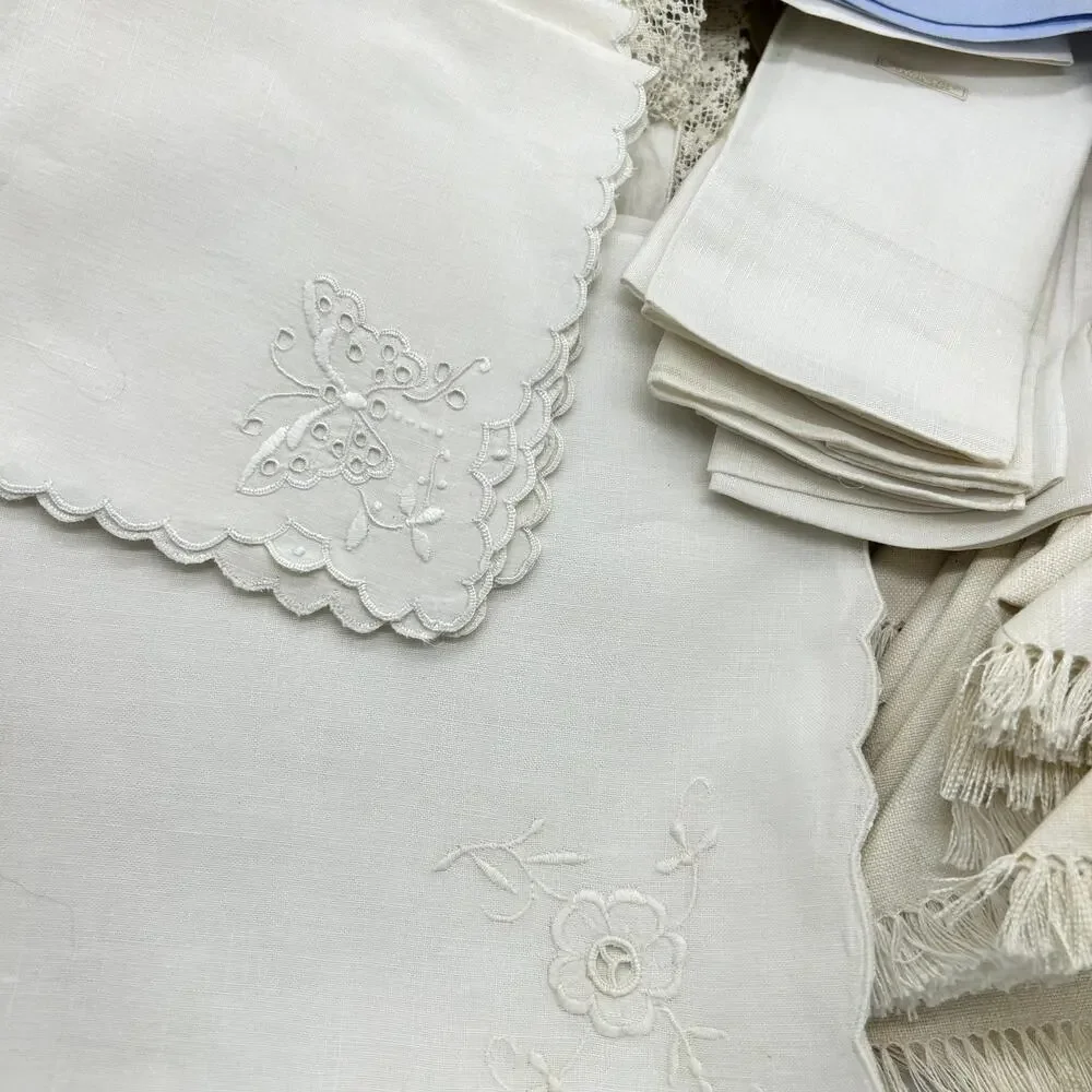 Vintage Table Linens Lot Stained Upcycling Napkins Placemats Floral Embroidered